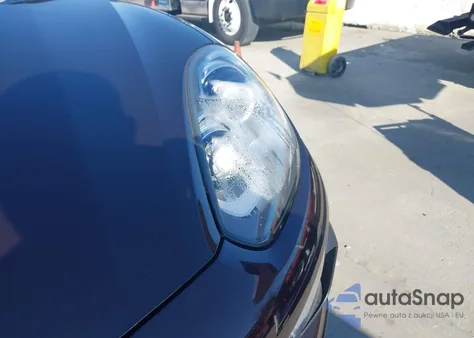 2016 Porsche Cayenne из США, поврежденный, VIN WP1AA2A20GKA12630